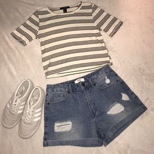 Forever 21 ripped high waisted girlfriend shorts